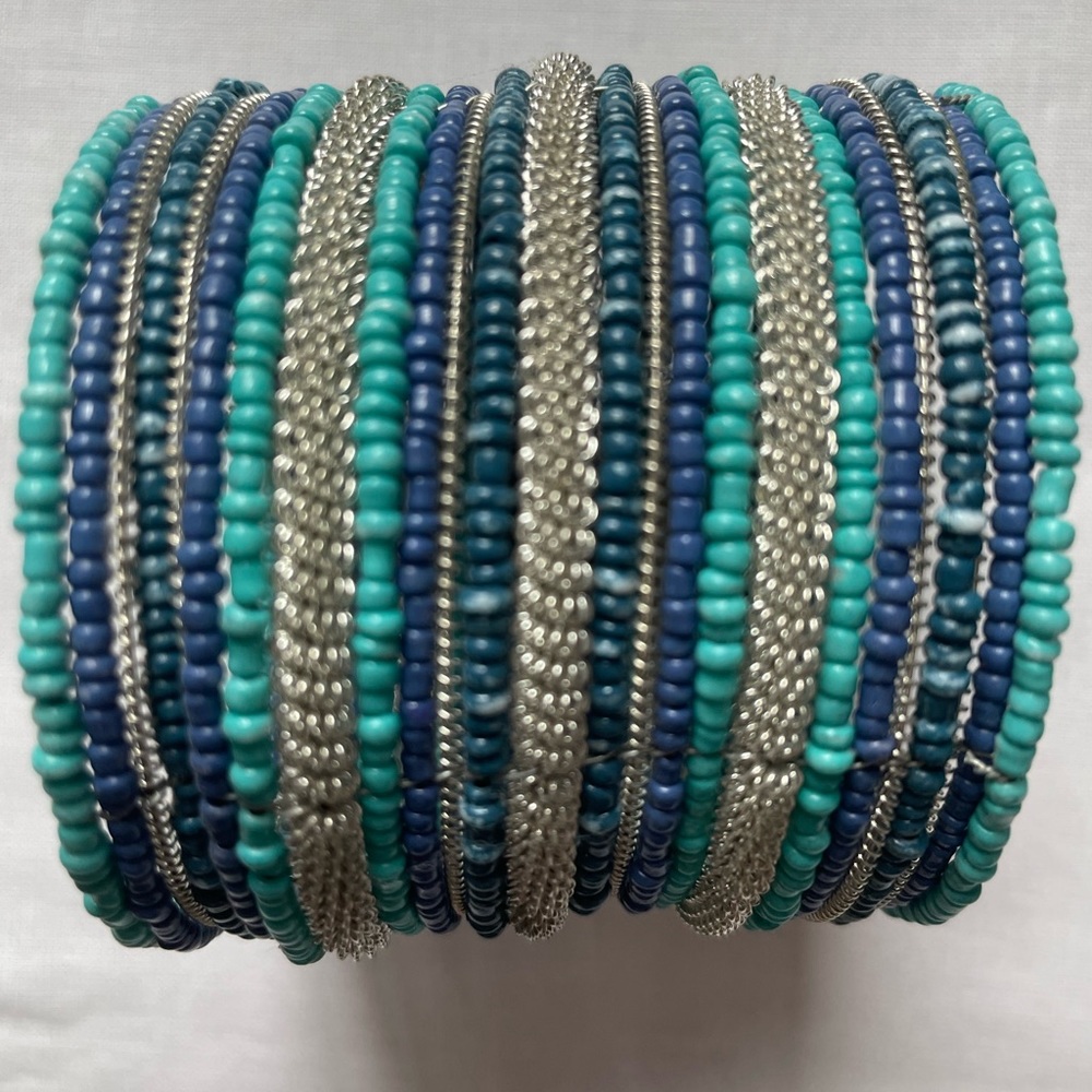Ocean color beaded bracelet